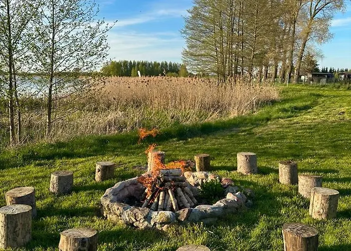 Jak Tu Ladnie - Rodzinne Domki Nad Jeziorem Z Atrakcjami I Domowa Kuchnia I Mazury *