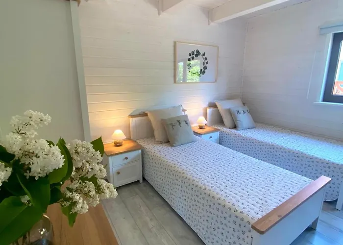 Tu Ladnie - Wyjatkowe Miejsce Z Atrakcjami Na Rodzinny Wypoczynek Nad Jeziorem, Mazury Chalet *